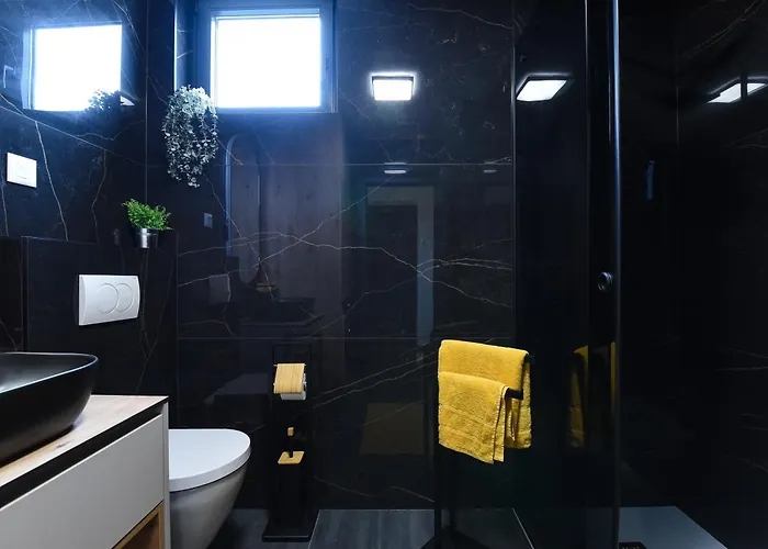 Apartman Nice דירה *