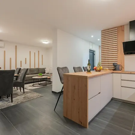 Apartment Apartman Nice Zadar